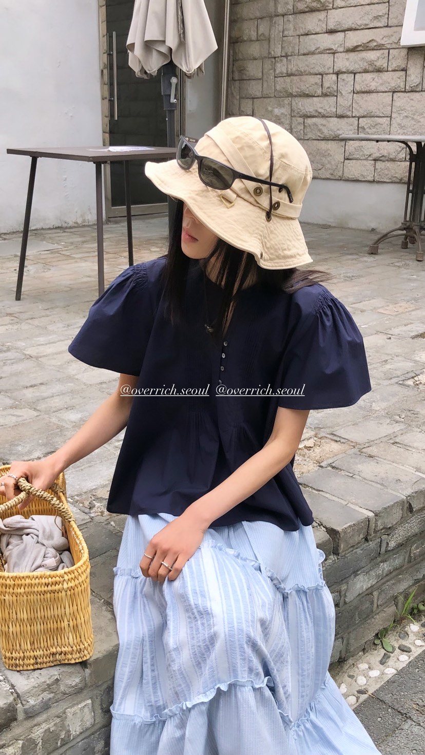 OVER RICH韓國直郵女士新品推薦時尚26夏季襯衫蕾絲衫BL褶裥OVER RICH襯衫/蕾絲衫