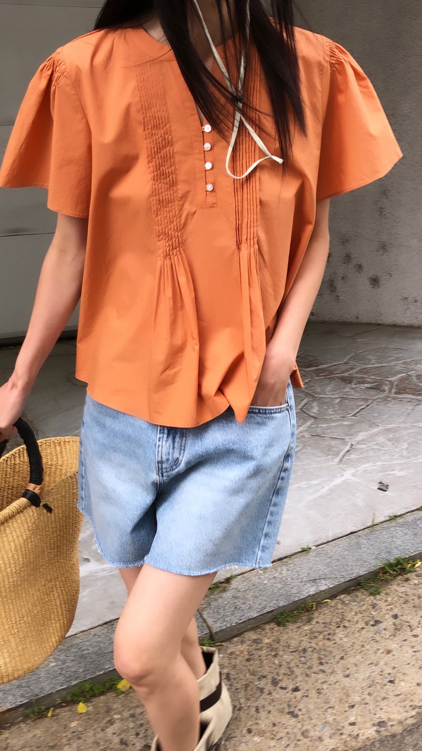 OVER RICH韓國直郵女士新品推薦時尚26夏季襯衫蕾絲衫BL褶裥OVER RICH襯衫/蕾絲衫