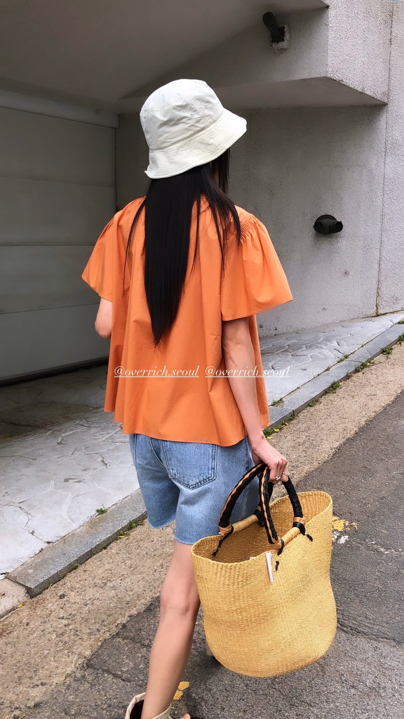 OVER RICH韓國直郵女士新品推薦時尚26夏季襯衫蕾絲衫BL褶裥OVER RICH襯衫/蕾絲衫