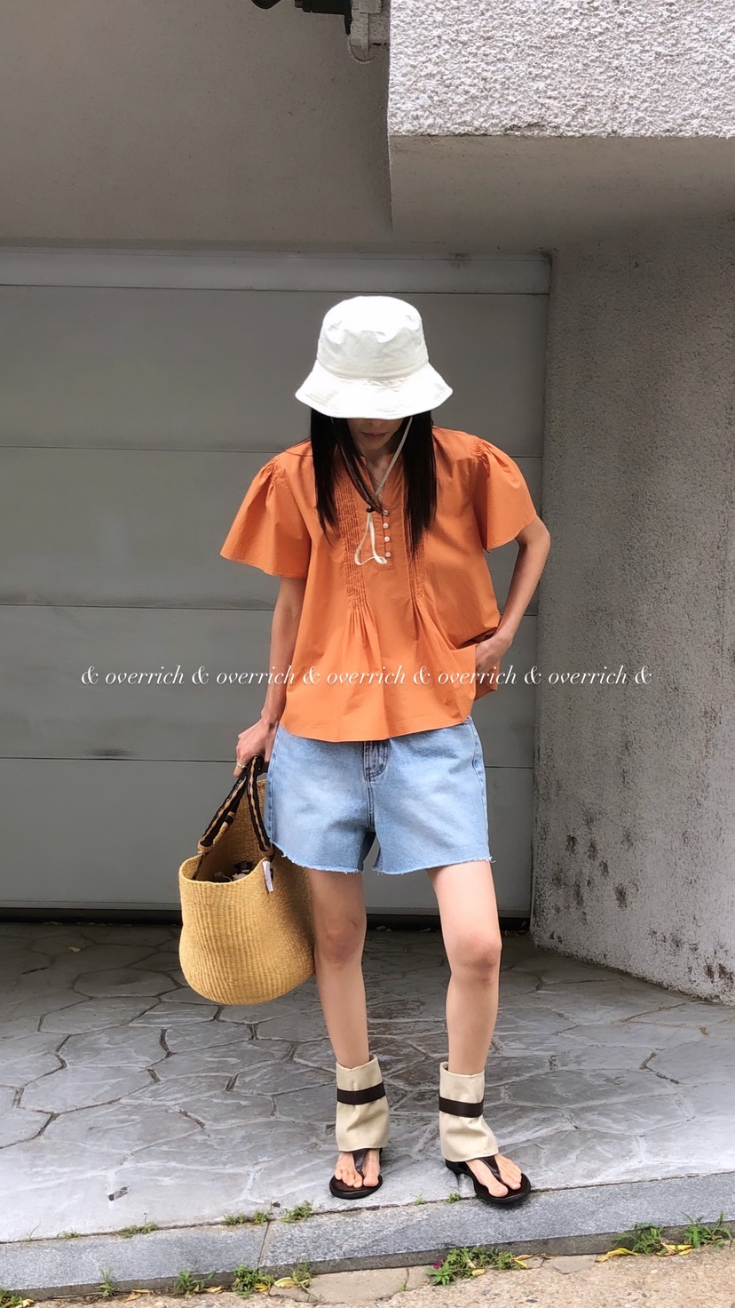 OVER RICH韓國直郵女士新品推薦時尚26夏季襯衫蕾絲衫BL褶裥OVER RICH襯衫/蕾絲衫