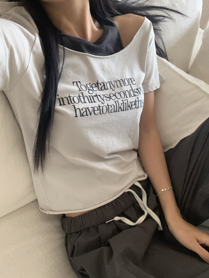 KARE/WEREPIECE韓國東大門直郵女裝新品推薦熱賣時尚T恤KARE/WEREPIECET恤