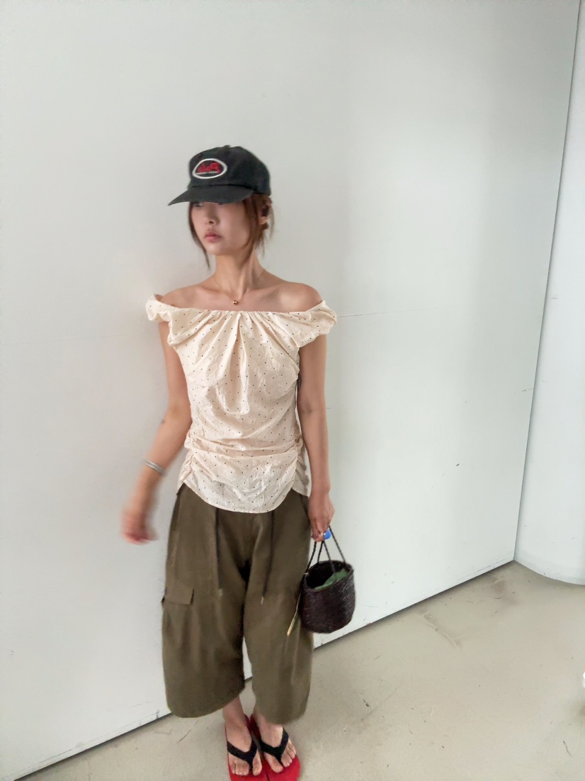 OLI SEOUL韓國直郵女裝新款職業休閑人氣26春夏吊帶背心OLI SEOUL吊帶/背心