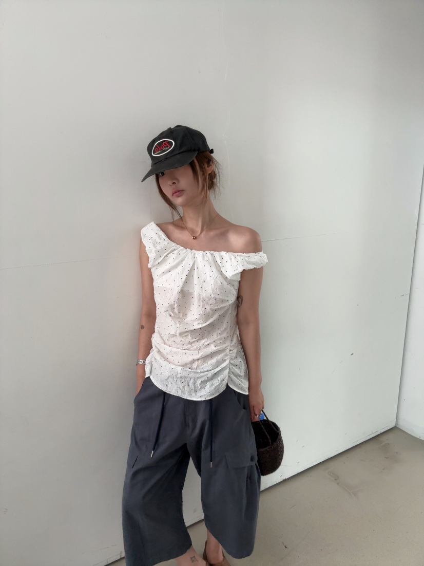 OLI SEOUL韓國直郵女裝新款職業休閑人氣26春夏吊帶背心OLI SEOUL吊帶/背心