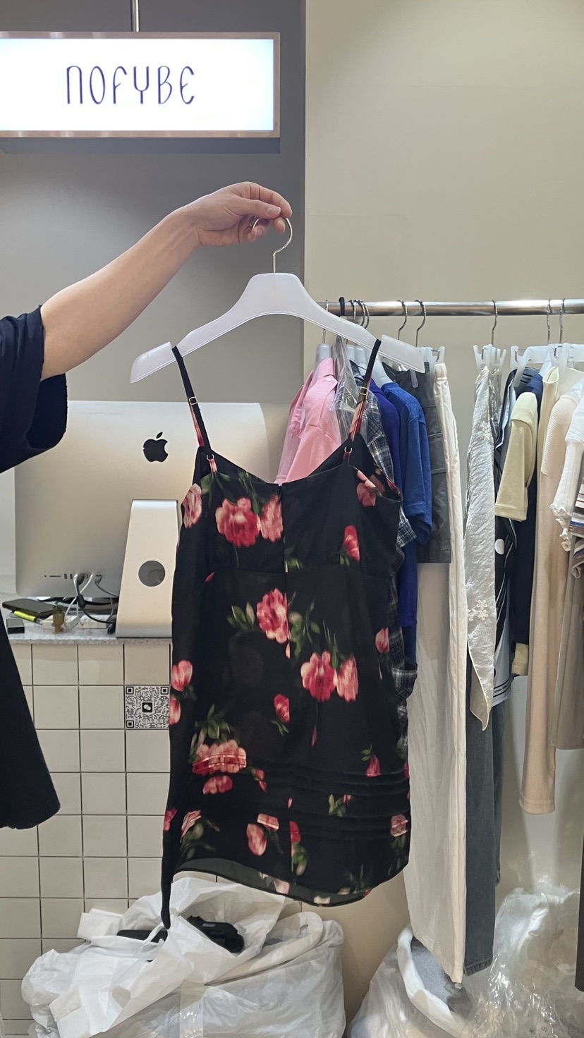 NOFYBE韓國東大門直郵女裝新品26夏季休閑時尚連衣裙褶裥NOFYBE連衣裙