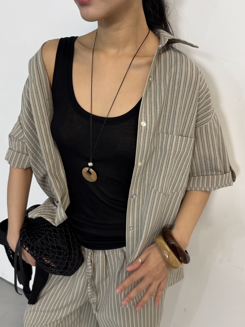 LIMLIMLIM韓國直郵女士新款職業時尚襯衫蕾絲衫不含內搭SLIM LIM LIM襯衫/蕾絲衫