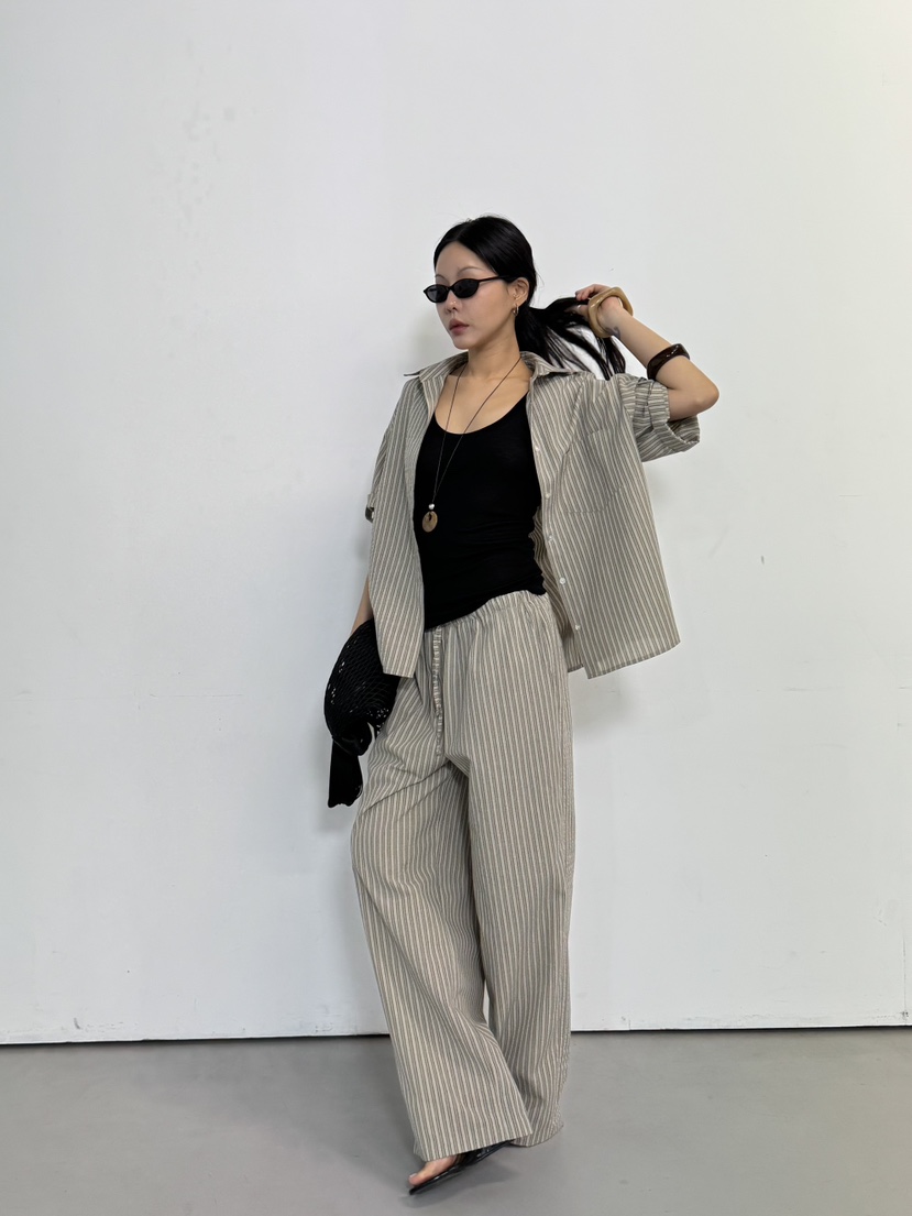 LIMLIMLIM韓國直郵女士新款職業時尚襯衫蕾絲衫不含內搭SLIM LIM LIM襯衫/蕾絲衫