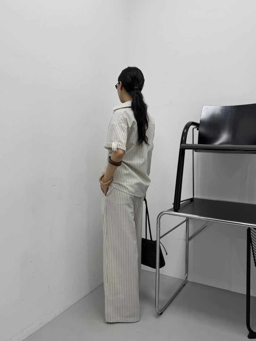 LIMLIMLIM韓國直郵女士新款職業時尚襯衫蕾絲衫不含內搭SLIM LIM LIM襯衫/蕾絲衫