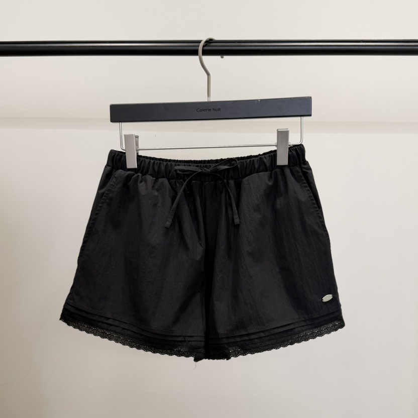 GALERIE NUIT韓國東大門直郵女士新品職業人氣熱賣短褲蕾絲GALERIE NUIT短褲圖色2