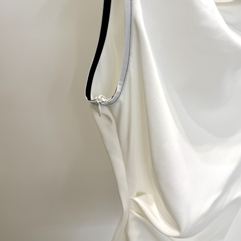 GALERIE NUIT韓國代購女裝新款26春夏時尚26夏季吊帶背心鏤空GALERIE NUIT吊帶/背心