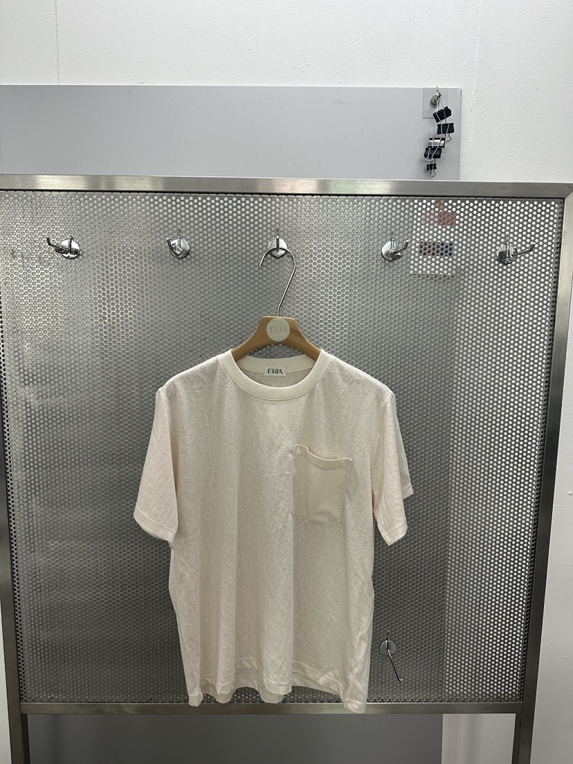 HUE/ERIA韓國直郵女士新款熱賣推薦26夏季時尚職業T恤口袋HUE/ERIAT恤圖色1