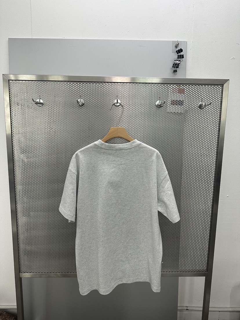 HUE/ERIA韓國東大門直郵女裝新品人氣休閑推薦熱賣時尚T恤HUE/ERIAT恤