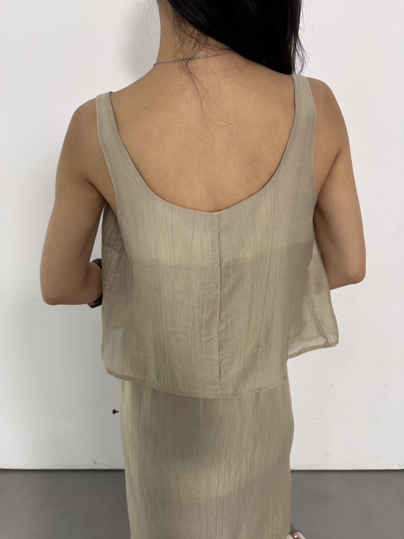 LIMLIMLIM韓國東大門直郵女裝新品時尚熱賣推薦吊帶背心BLLIM LIM LIM吊帶/背心