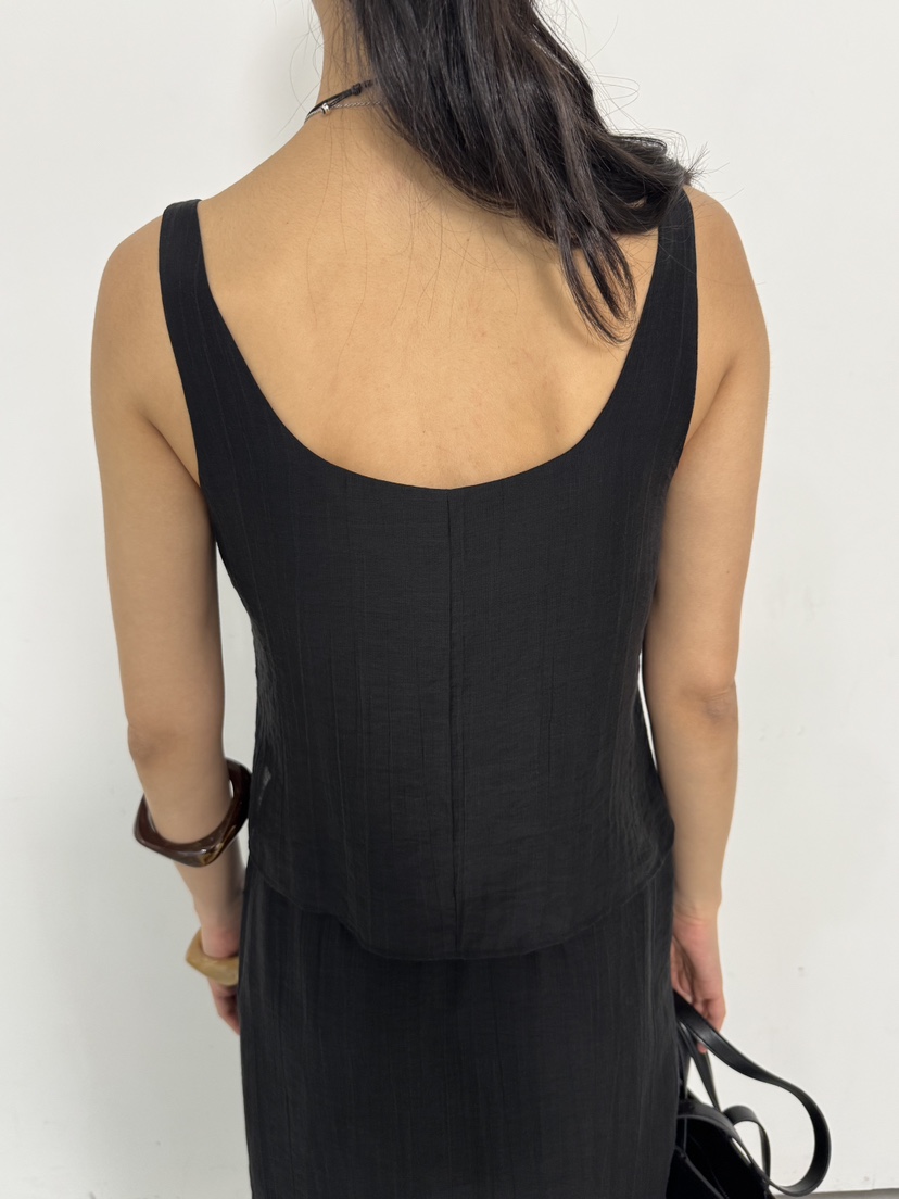 LIMLIMLIM韓國東大門直郵女裝新品時尚熱賣推薦吊帶背心BLLIM LIM LIM吊帶/背心