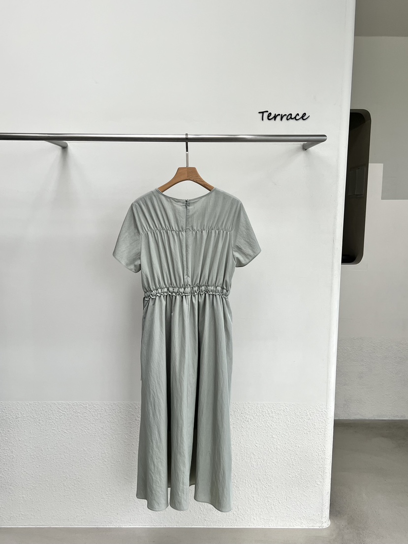 TERRACE韓國直郵女士新款熱賣26春夏時尚休閑人氣職業連衣裙TERRACE連衣裙