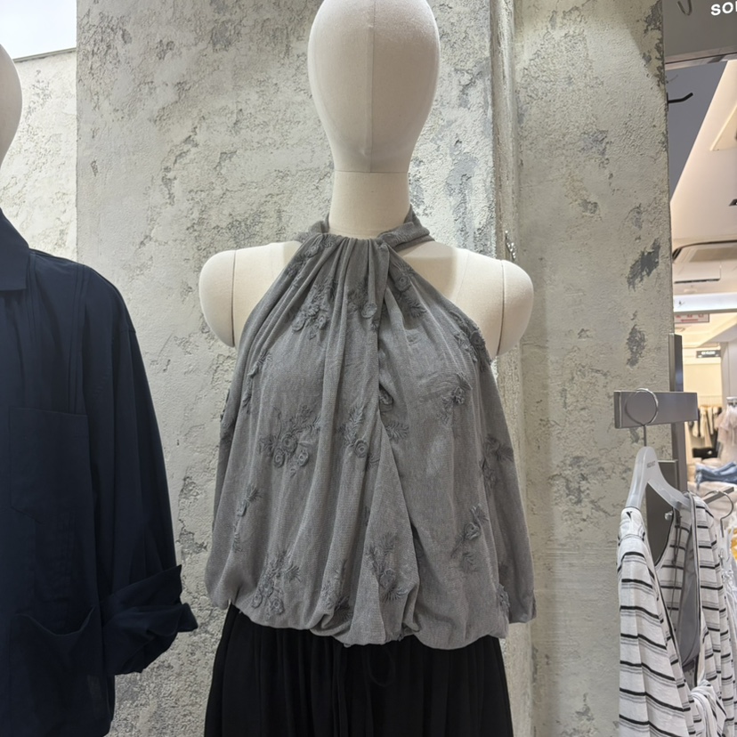 SOLD OUT韓國直郵女裝新品熱賣26春夏推薦職業吊帶背心花朵SOLD OUT吊帶/背心圖色2