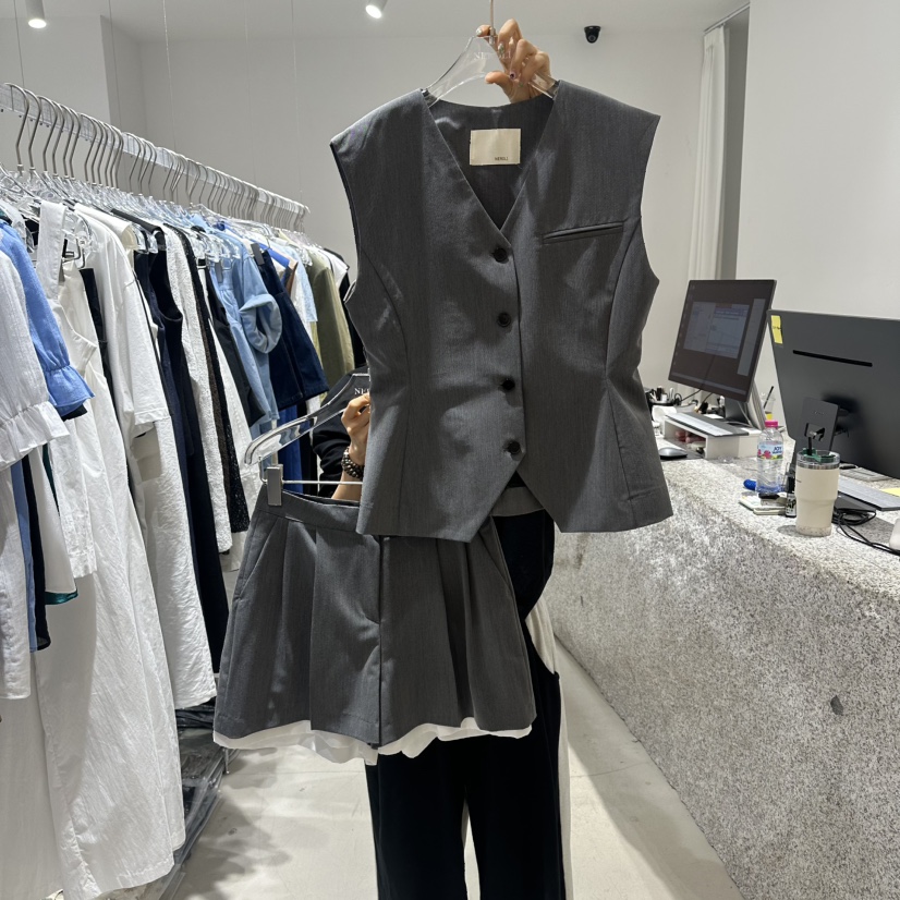 NEROLI 36韓國東大門直郵女士新款休閑時尚26春夏短褲褶皺NEROLI 36短褲