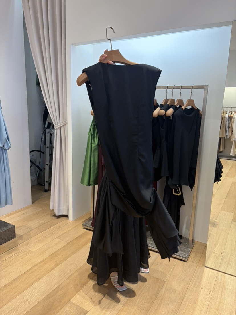 VAN NZILL東大門實拍韓國女裝新品熱賣時尚職業連衣裙褶皺VAN NZILL連衣裙圖色1