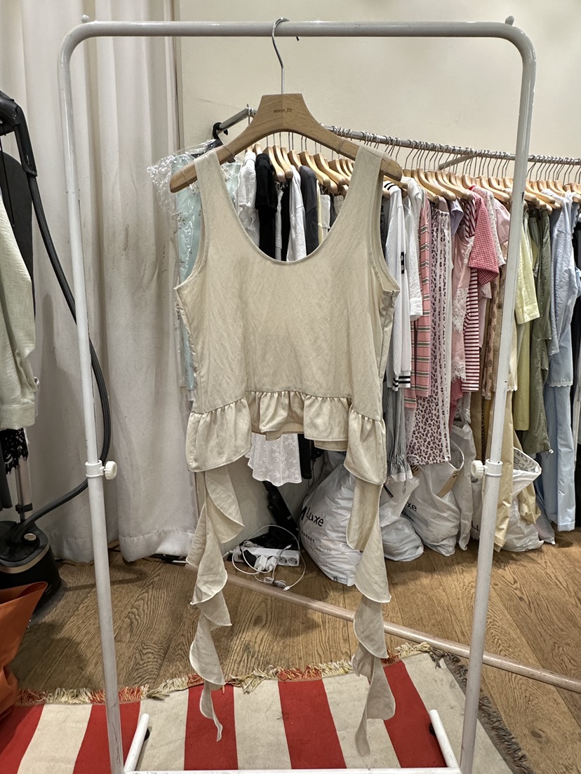 AUVERFIT韓國直郵實拍女裝新款熱賣26春夏職業26夏季吊帶背心SAUVERFIT吊帶/背心圖色2