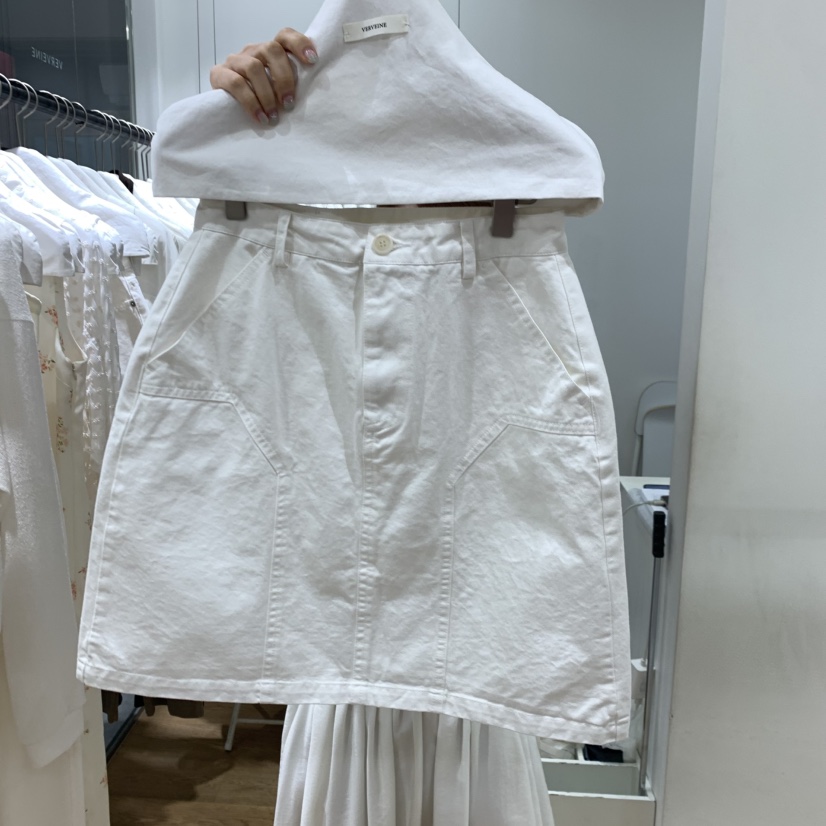 VERVEINE韓國東大門直郵女士新品熱賣26春夏休閑人氣短裙MVERVEINE短裙圖色2