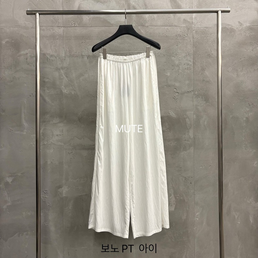 MUTE-P東大門實拍韓國女裝新品休閑人氣26夏季時尚休閑褲MUTE休閑褲圖色1