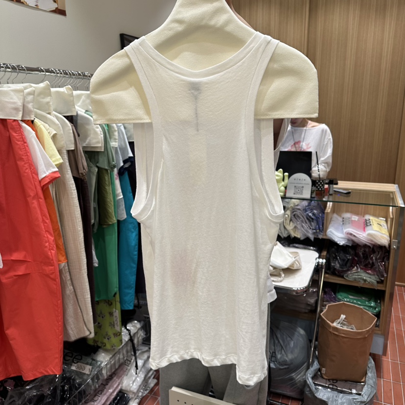 EEE韓國直郵女士新品熱賣時尚職業休閑推薦26夏季吊帶背心無袖EEE吊帶/背心