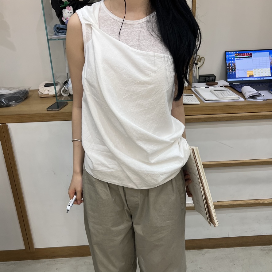 ARCHITEKT韓國東大門代購女士新品職業時尚熱賣26春夏吊帶背心ARCHITEKT吊帶/背心圖色2