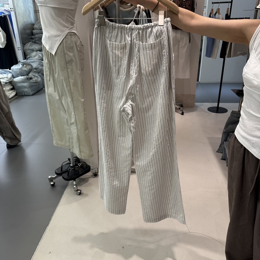 ANDMORE BUTTON韓國東大門代購女士新品休閑推薦休閑褲條紋ANDMORE BUTTON休閑褲