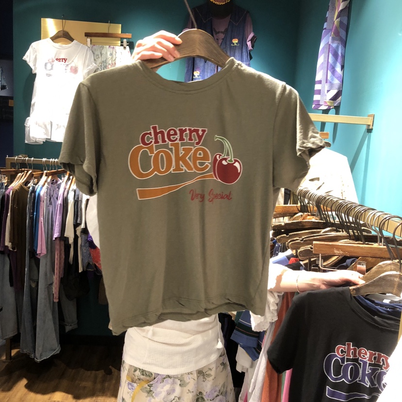 MERCI LINDA韓國東大門代購女裝新品熱賣時尚職業26春夏T恤MERCI LINDAT恤圖色2