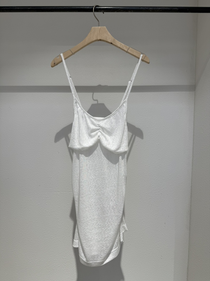 IR BIEN/BIENBIEN東大門實拍韓國女裝新品熱賣吊帶背心無袖IR BIEN/BIENBIEN吊帶/背心圖色1