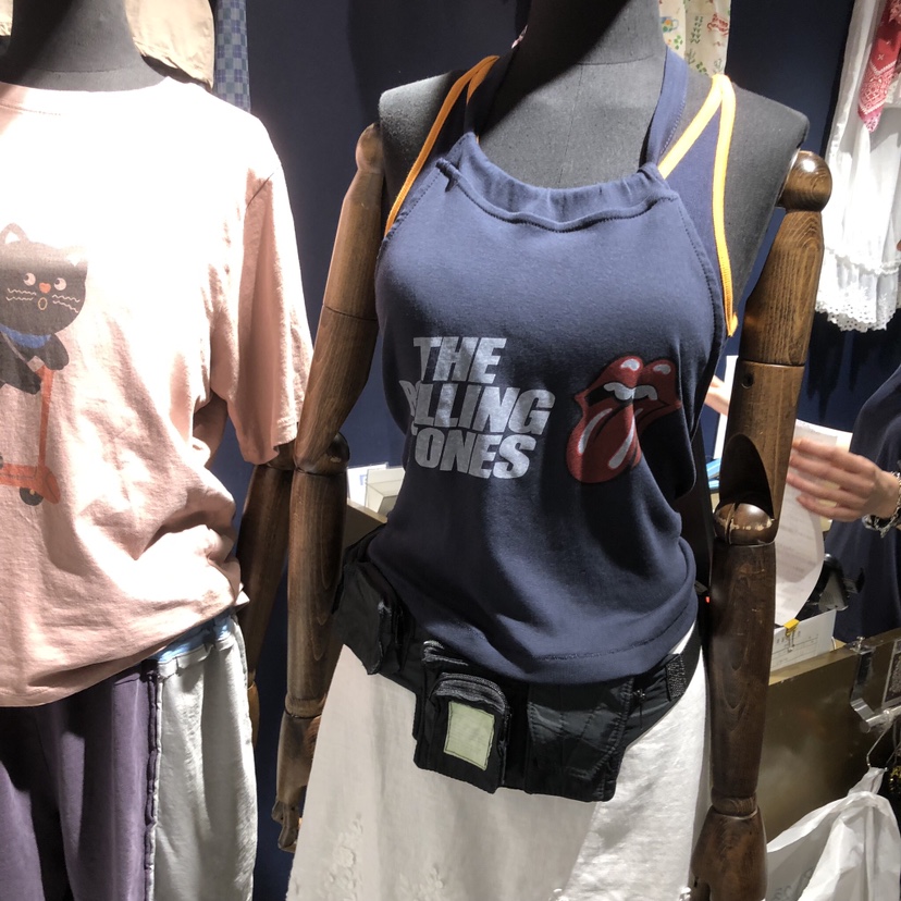 MERCI LINDA韓國直郵女士新品推薦人氣26夏季職業吊帶背心MERCI LINDA吊帶/背心圖色2