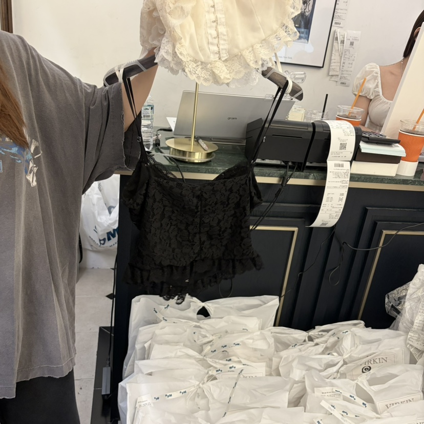 VIRKIN韓國直郵女裝新款時尚休閑熱賣職業吊帶背心蕾絲無袖VIRKIN吊帶/背心