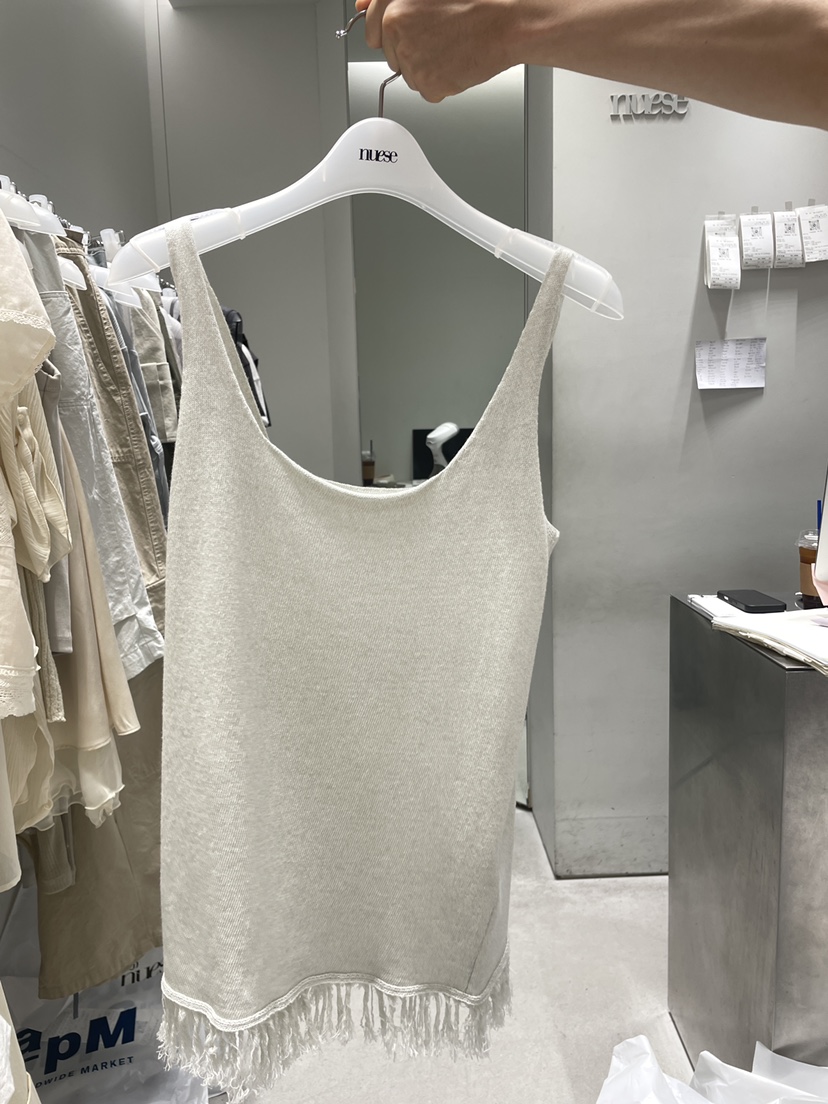 NUESE東大門實拍韓國女士新品推薦時尚吊帶背心粗花呢流蘇NUESE吊帶/背心圖色3