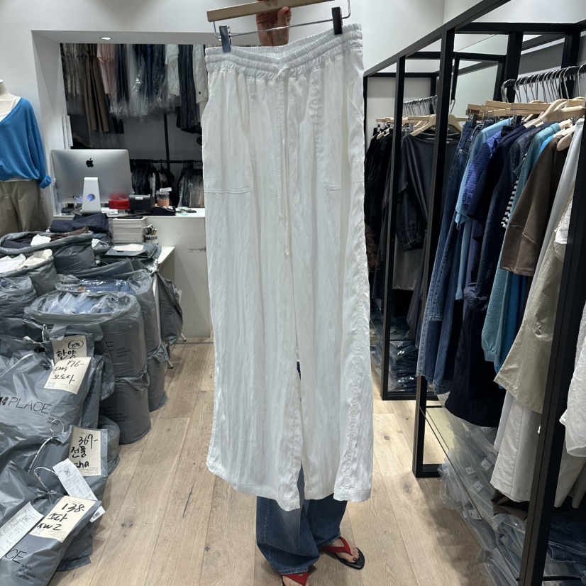 BRUNI/RICOTTA東大門實拍韓國女裝新品推薦熱賣職業休閑褲BRUNI/RICOTTA休閑褲圖色2