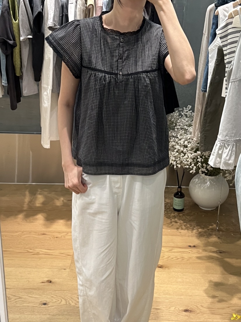 GLAD SOME韓國直郵女裝新款人氣26春夏26夏季襯衫蕾絲衫GLAD SOME襯衫/蕾絲衫圖色2