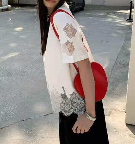 OLA韓國直郵實拍女士新品職業推薦26夏季休閑時尚T恤蕾絲mellor/OLAT恤