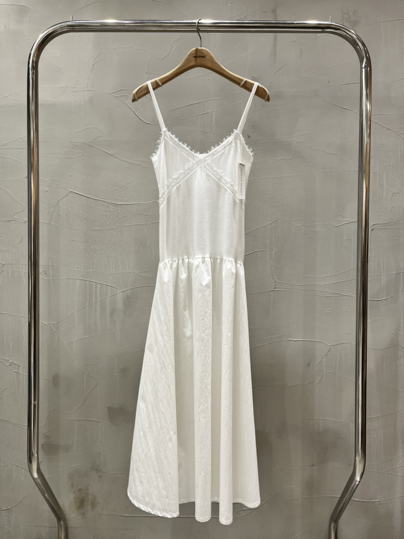 INSSENSE-A韓國東大門代購女士新品推薦26夏季連衣裙蕾絲INSSENSE-A連衣裙圖色1