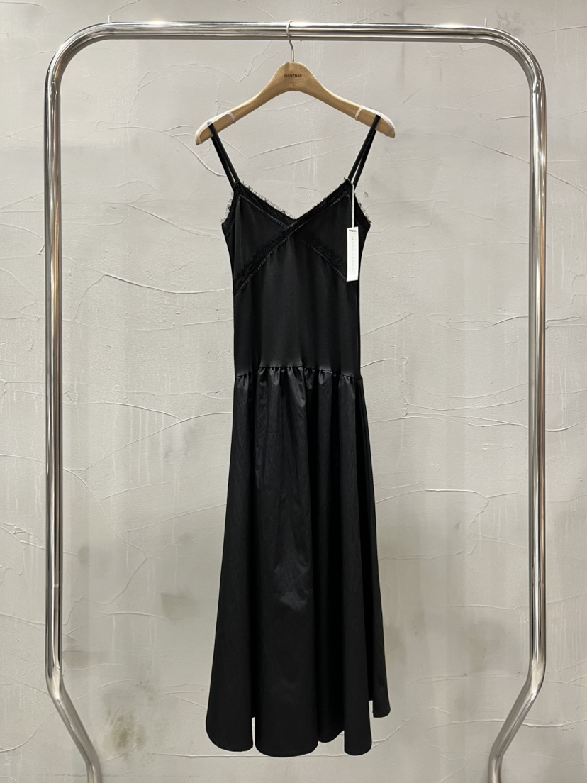 INSSENSE-A韓國東大門代購女士新品推薦26夏季連衣裙蕾絲INSSENSE-A連衣裙圖色2
