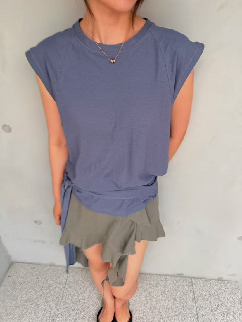 OLI SEOUL東大門實拍韓國女裝新品人氣職業推薦26春夏T恤OLI SEOULT恤