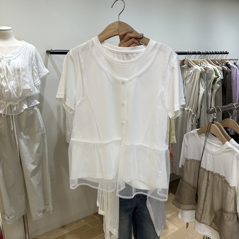 WINSOME東大門實拍韓國女裝新品熱賣職業T恤假兩件歐根紗WINSOMET恤圖色1