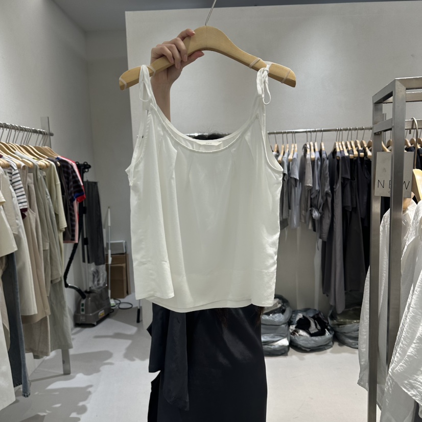OVU東大門實拍韓國女士新品職業26春夏時尚推薦26夏季吊帶背心OVU吊帶/背心圖色1