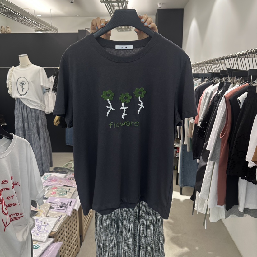 A.CES韓國直郵女士新品26夏季熱賣職業時尚26春夏T恤花朵A.CEST恤圖色4