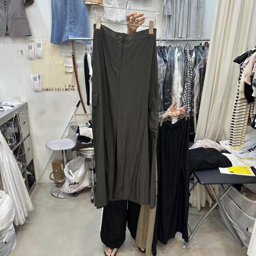 BILLION-L韓國直郵女裝新品26春夏時尚職業休閑推薦長裙BILLION-L長裙圖色3
