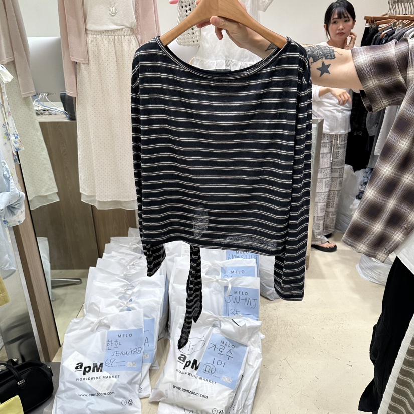 MELO韓國直郵實拍女士新款26夏季休閑26春夏人氣長袖T恤條紋MELO長袖T恤