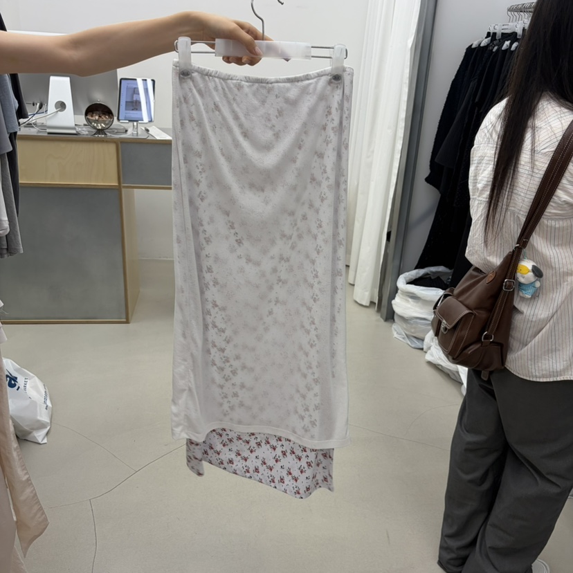 STAINLESS韓國直郵女士新品人氣26夏季職業半身裙中短裙花朵STAINLESS半身裙/中短裙