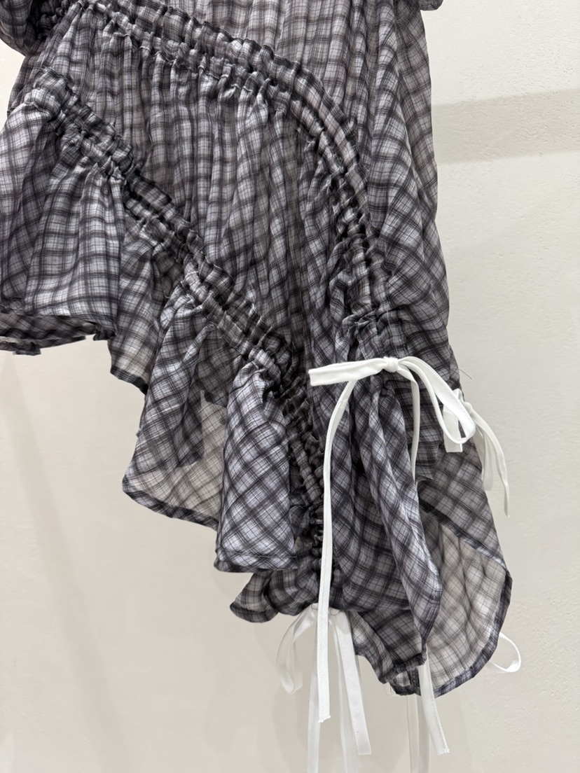 SHIRRING東大門實拍韓國女裝新品職業休閑襯衫蕾絲衫不對稱SHIRRING襯衫/蕾絲衫