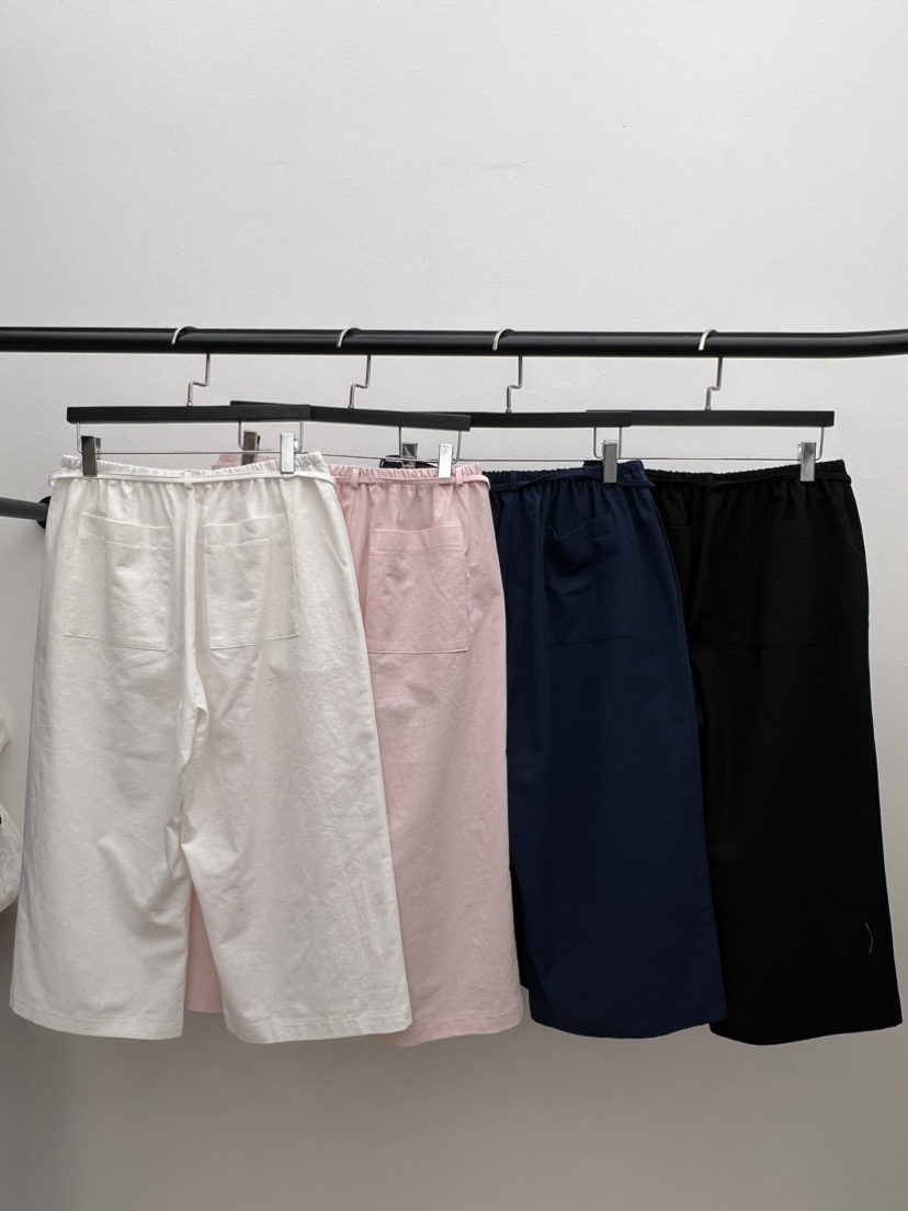 BLACK PIG/BERTO東大門實拍韓國女裝新品推薦短褲含腰繩BLACK PIG/BERTO短褲