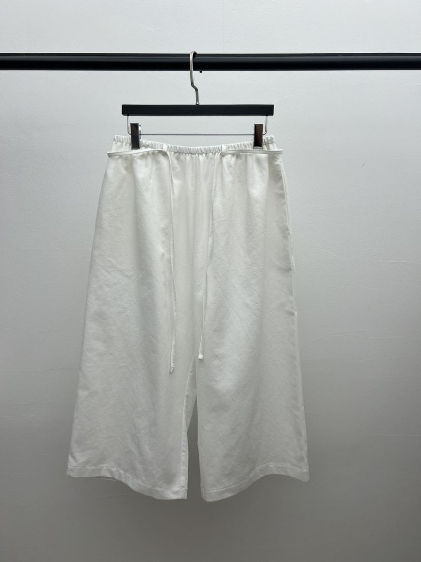 BLACK PIG/BERTO東大門實拍韓國女裝新品推薦短褲含腰繩BLACK PIG/BERTO短褲圖色2