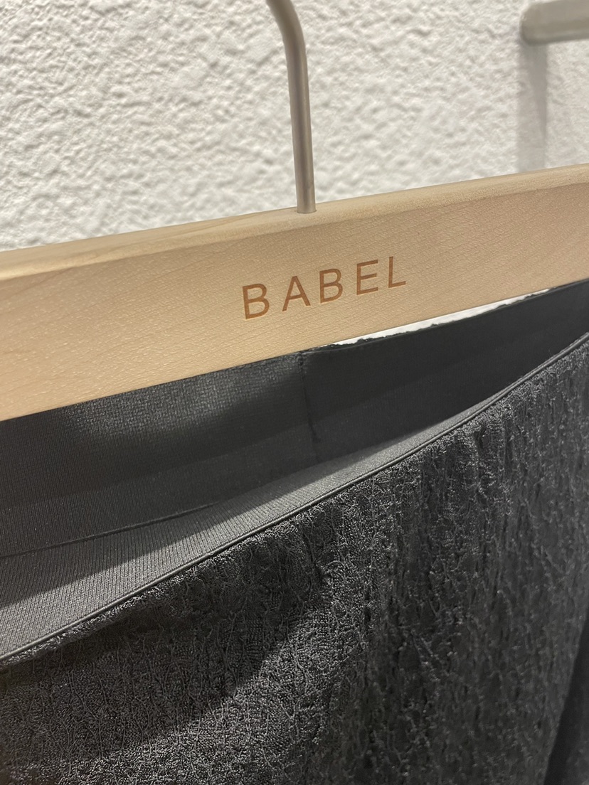 BABEL韓國東大門代購女裝新款職業時尚26春夏26夏季長裙蕾絲花BABEL長裙