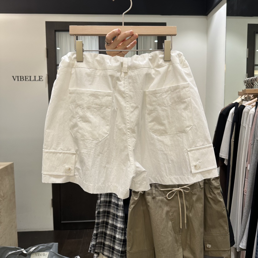 VIBELLE韓國直郵實拍女裝新款職業推薦熱賣休閑26春夏短褲VIBELLE短褲