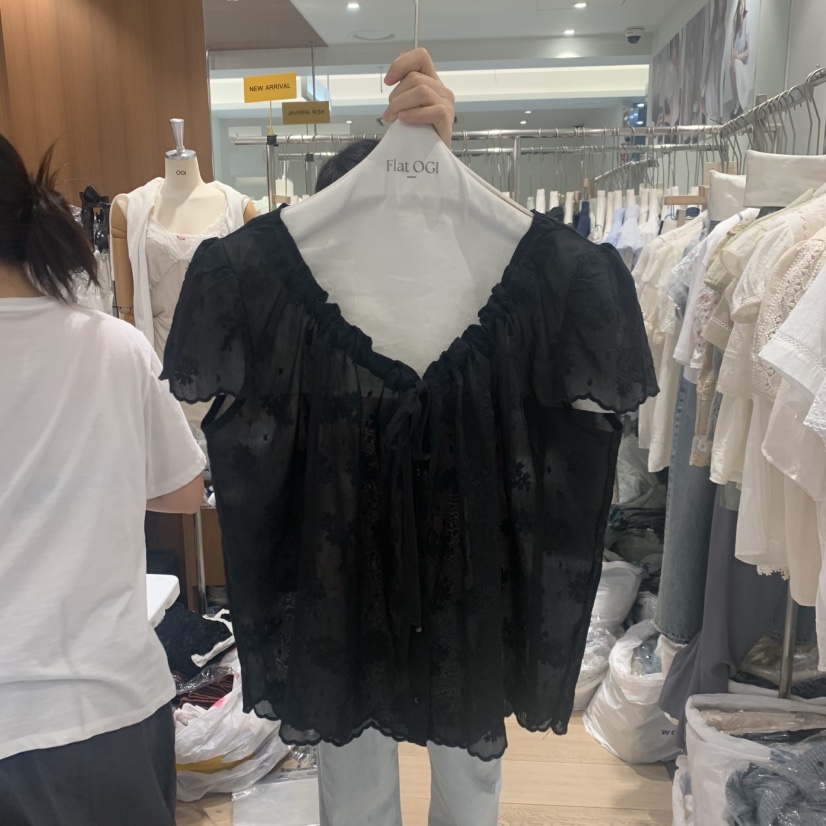 OGI韓國東大門直郵女士新品時尚26春夏休閑人氣襯衫蕾絲衫FLat OGI襯衫/蕾絲衫圖色2